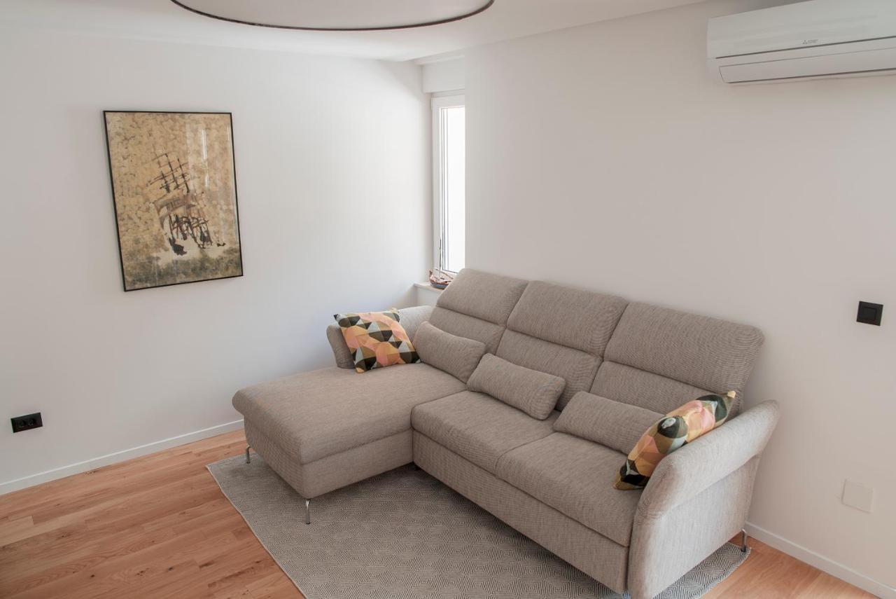 Apartment Vito Omiš Exteriör bild